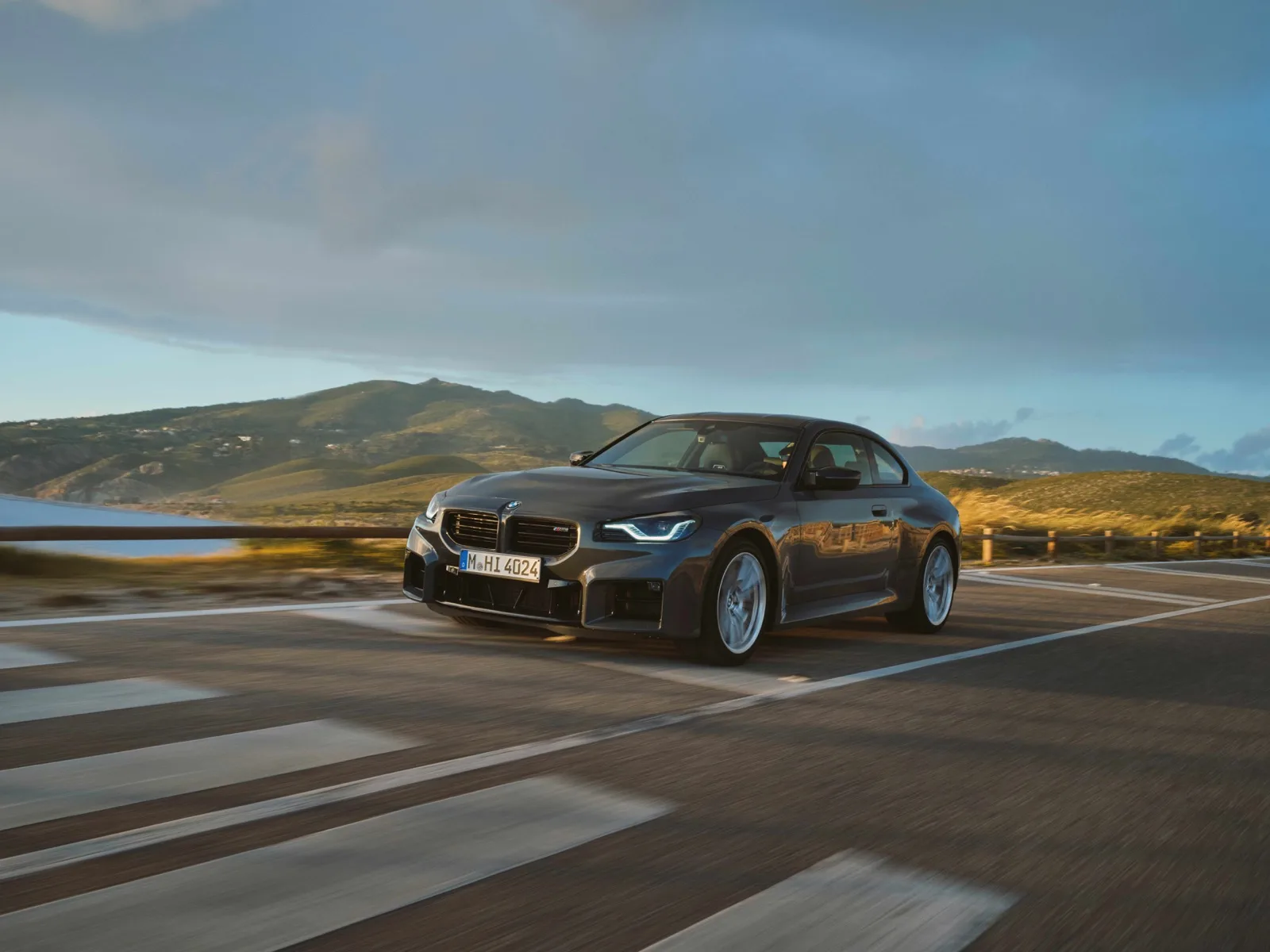 LEVOLANT LABから支給されたBMW M2の写真